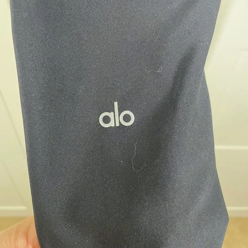 Alo Yoga High-Rise Airbrush Legging Black | Size Small | EUC - Picture 5 of 9